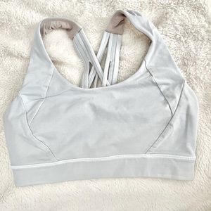 Lululemon Sports Bra size small 4 in Natural White